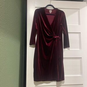 Anne Klein dress perfect for fall/winter weddings!